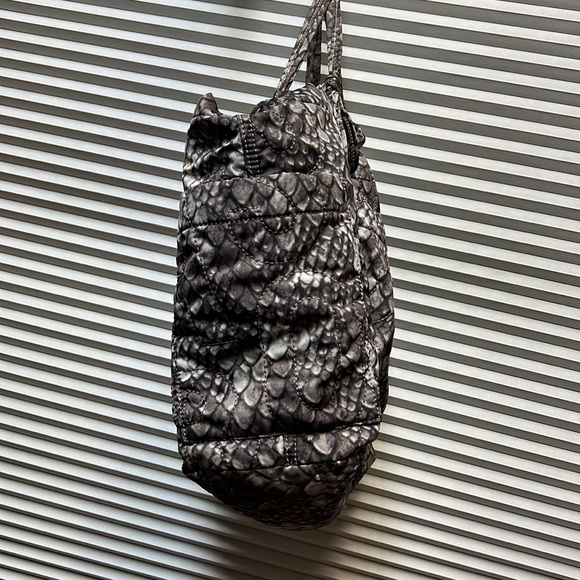 Marc Jacobs Weekender Bag/Baby Bag - Picture 4 of 16